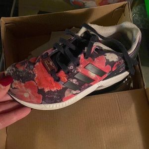 Kids adidas sneakers